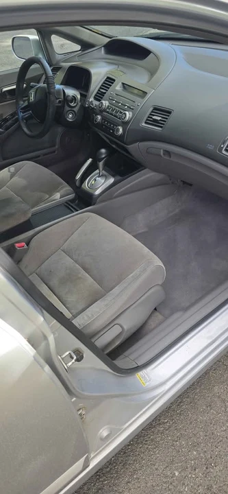 2006 Honda Civic 8th Gen - Image 9 of 12
