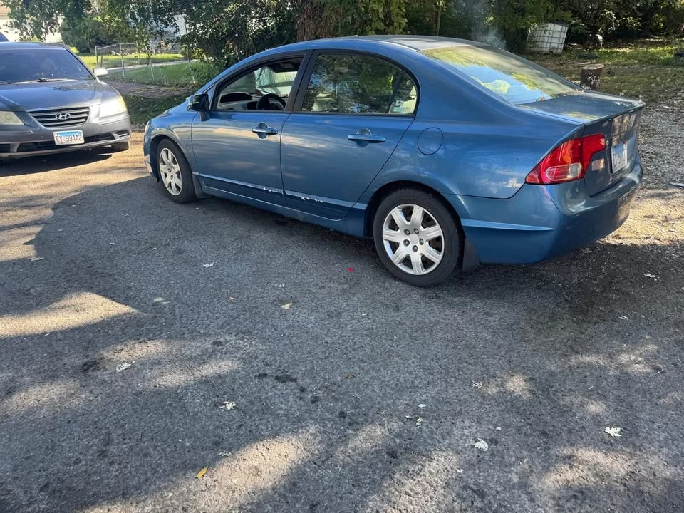 2006 Honda Civic 8th Gen - Image 2 of 6