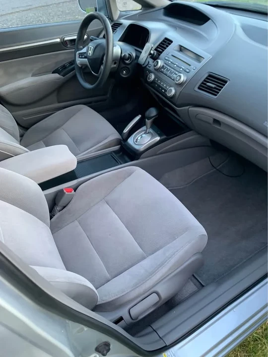 2006 Honda Civic 8th Gen - Image 6 of 8