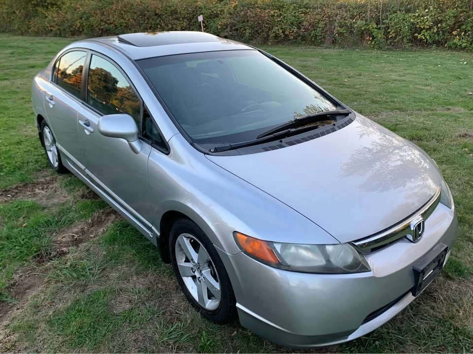2006 Honda Civic 8th Gen - Image 2 of 8