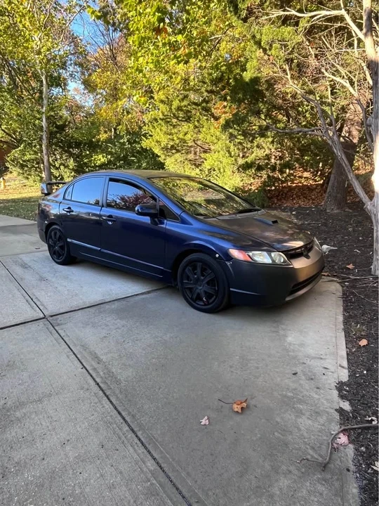 2006 Honda Civic 8th Gen - Image 3 of 10