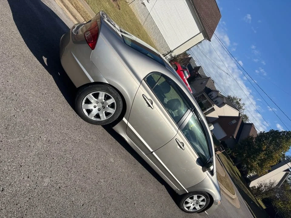 2006 Honda Civic 8th Gen - Image 6 of 9