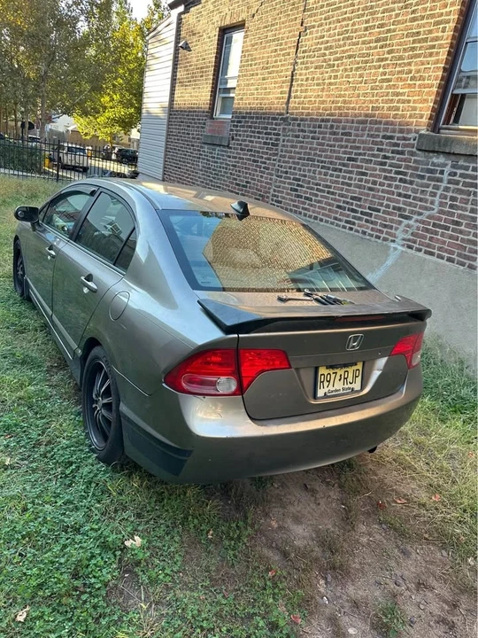 2006 Honda Civic 8th Gen - Image 16 of 17