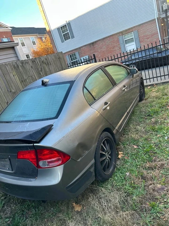 2006 Honda Civic 8th Gen - Image 2 of 17
