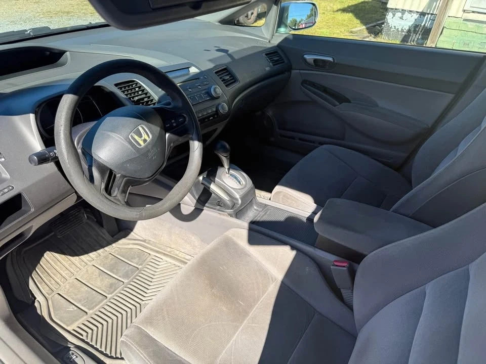 2006 Honda Civic 8th Gen - Image 15 of 20
