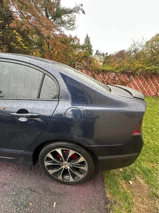 2006 Honda Civic 8th Gen - Image 2 of 12