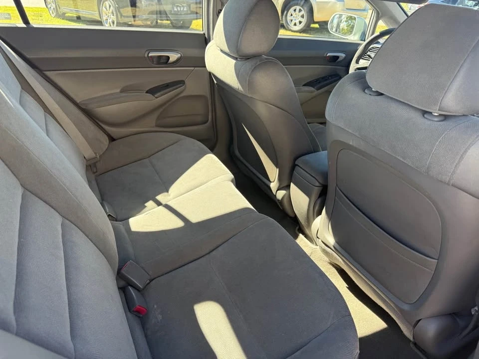 2006 Honda Civic 8th Gen - Image 17 of 20