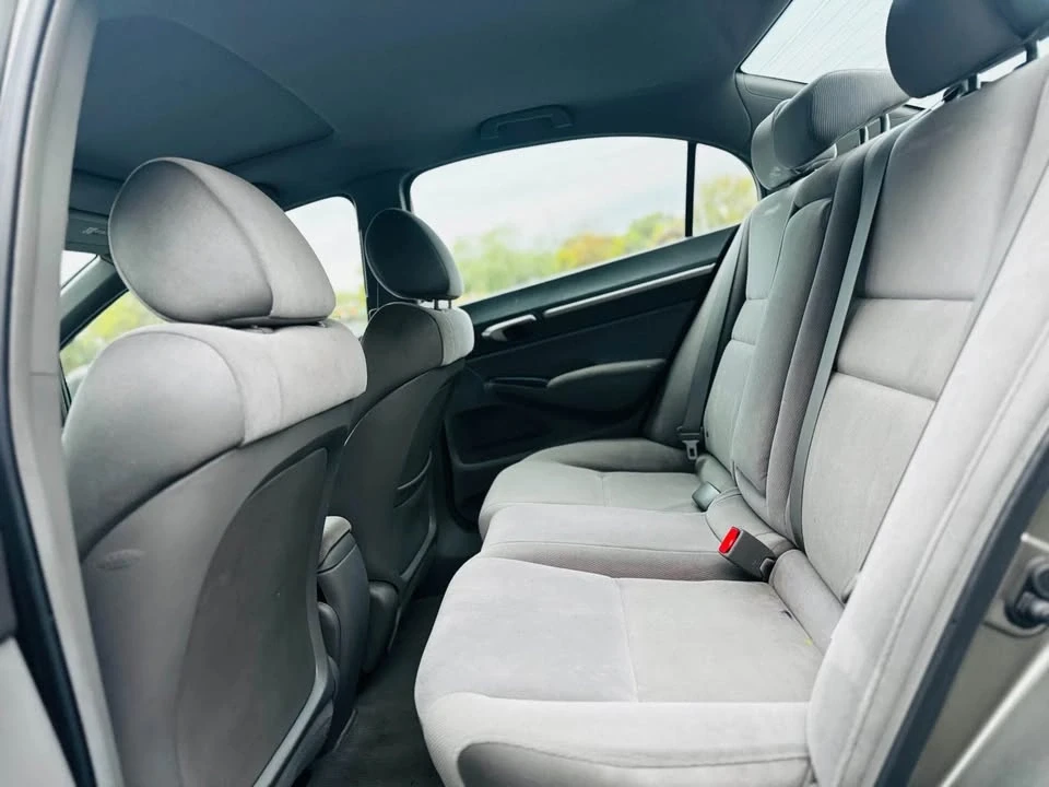 2006 Honda Civic 8th Gen - Image 10 of 17