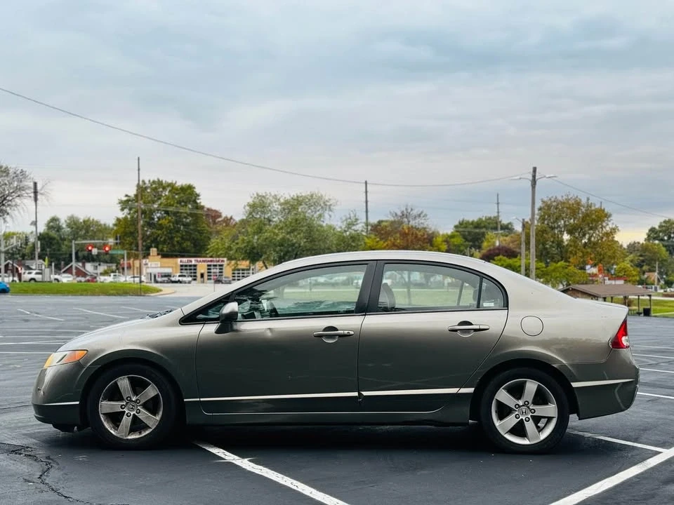 2006 Honda Civic 8th Gen - Image 4 of 17
