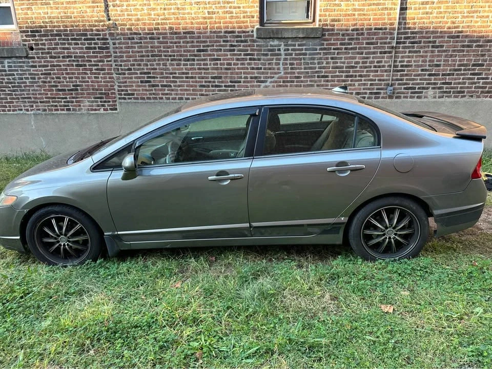 2006 Honda Civic 8th Gen - Image 4 of 17