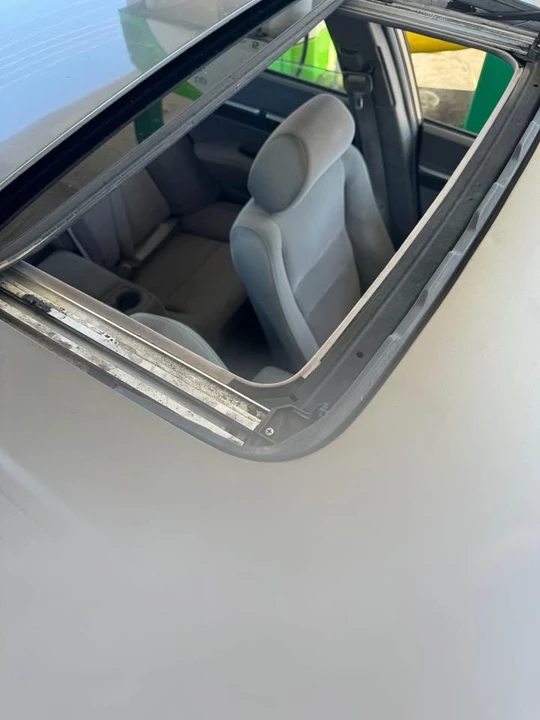 2006 Honda Civic 8th Gen - Image 11 of 13