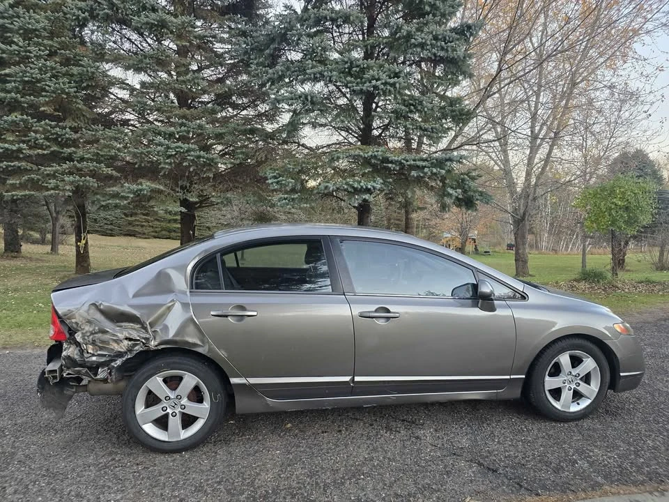 2006 Honda Civic 8th Gen - Image 4 of 12