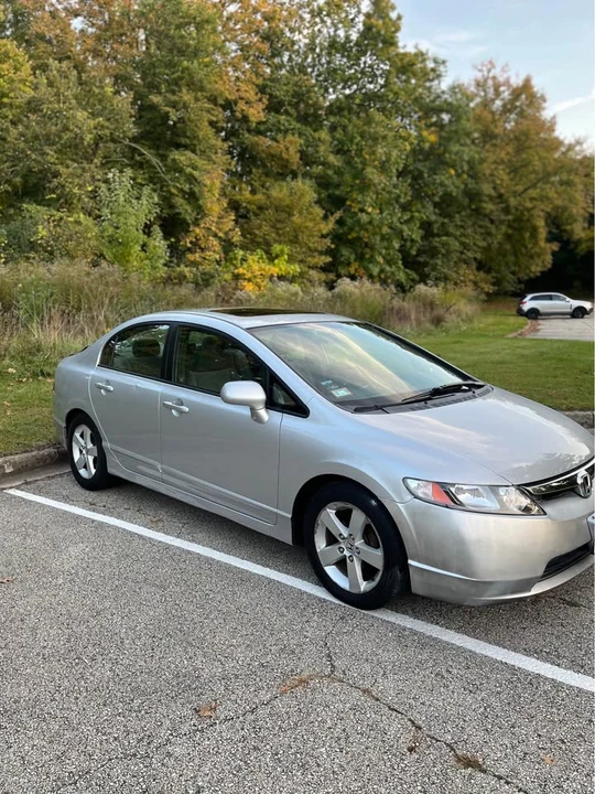 2006 Honda Civic 8th Gen - Image 3 of 10