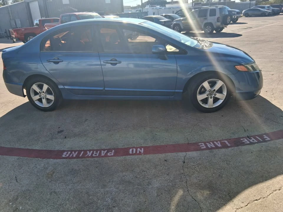 2006 Honda Civic 8th Gen - Image 2 of 4
