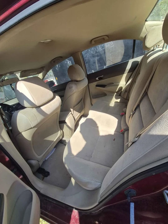 2006 Honda Civic 8th Gen - Image 9 of 12