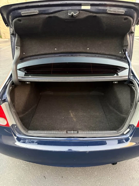 2006 Honda Civic 8th Gen - Image 14 of 15
