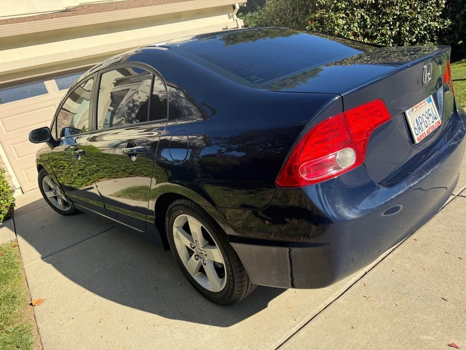 2006 Honda Civic 8th Gen - Image 2 of 15