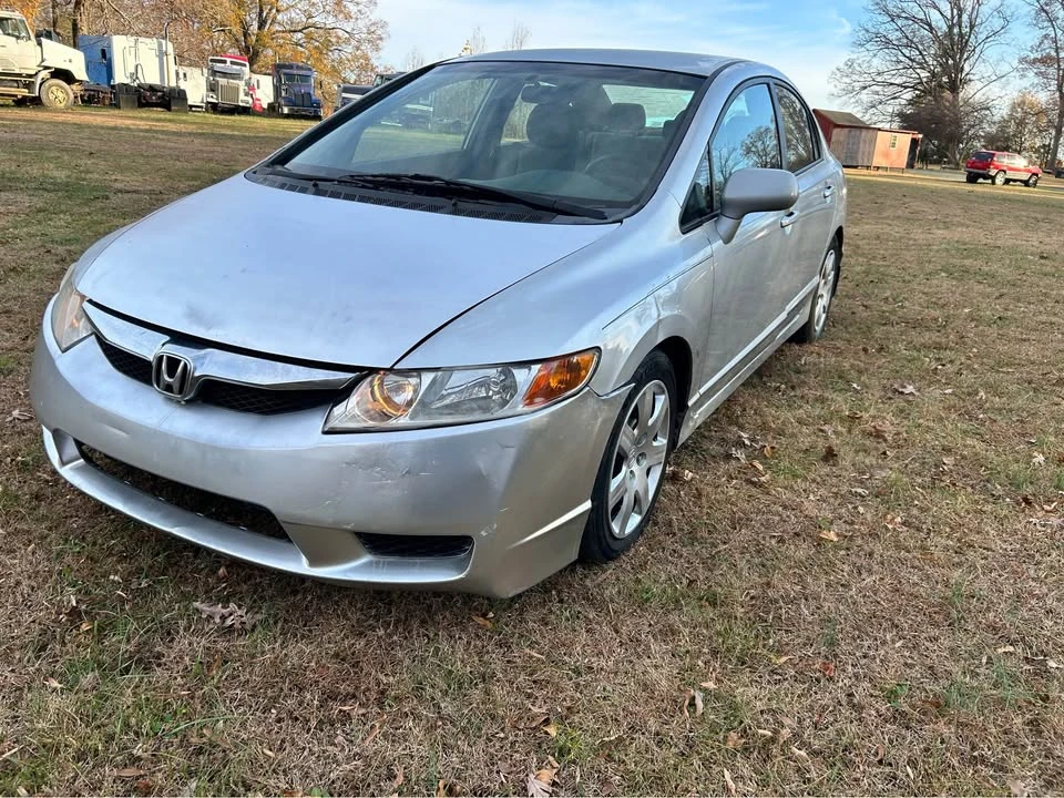 2006 Honda Civic 8th Gen - Image 2 of 10