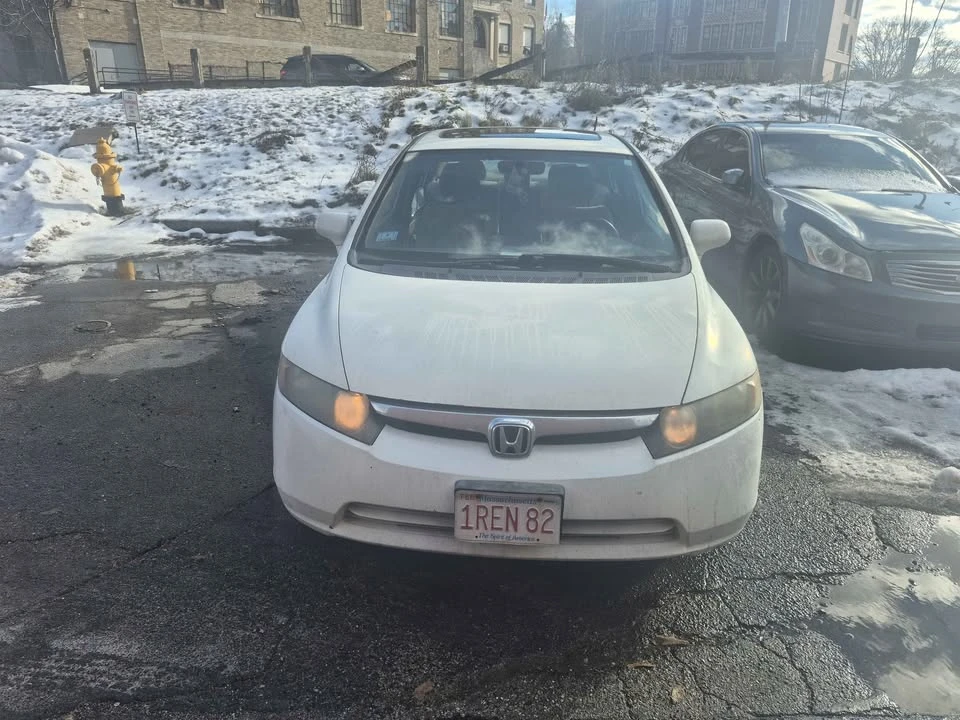 2006 Honda Civic 8th Gen - Image 2 of 9