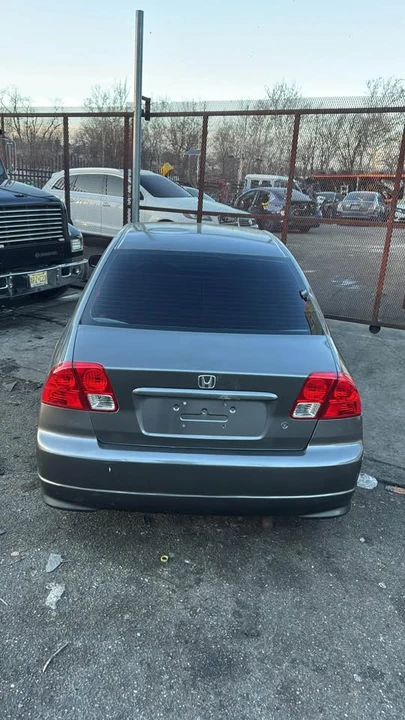 2006 Honda Civic 8th Gen - Image 4 of 10