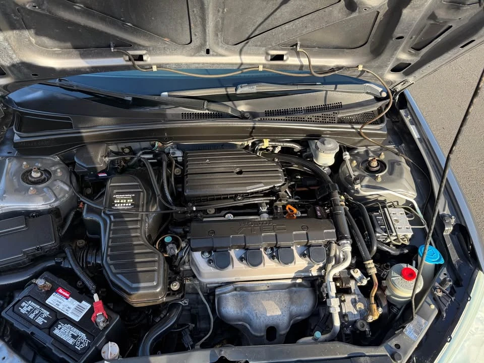 2006 Honda Civic 8th Gen - Image 5 of 14