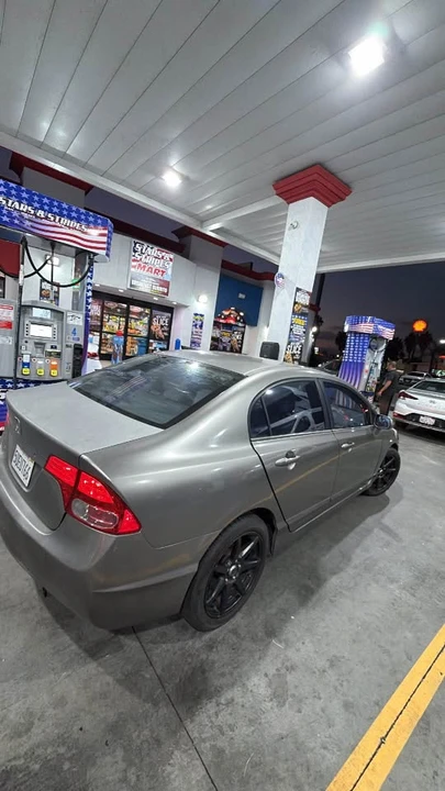 2006 Honda Civic 8th Gen - Image 2 of 2