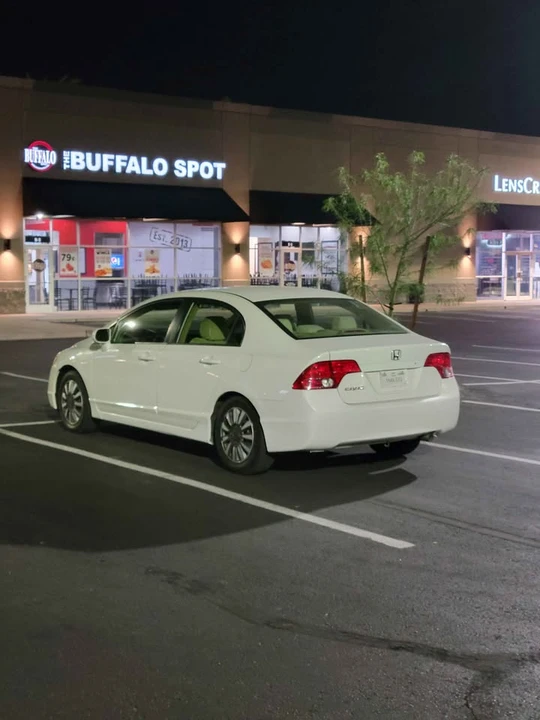2006 Honda Civic 8th Gen - Image 2 of 9