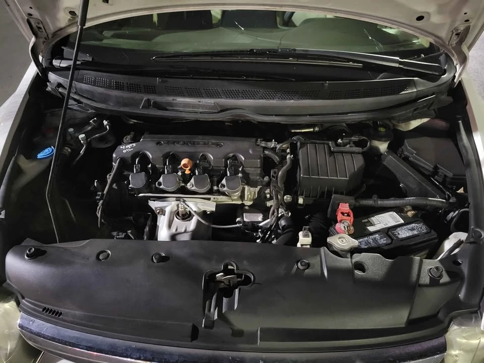 2006 Honda Civic 8th Gen - Image 5 of 9
