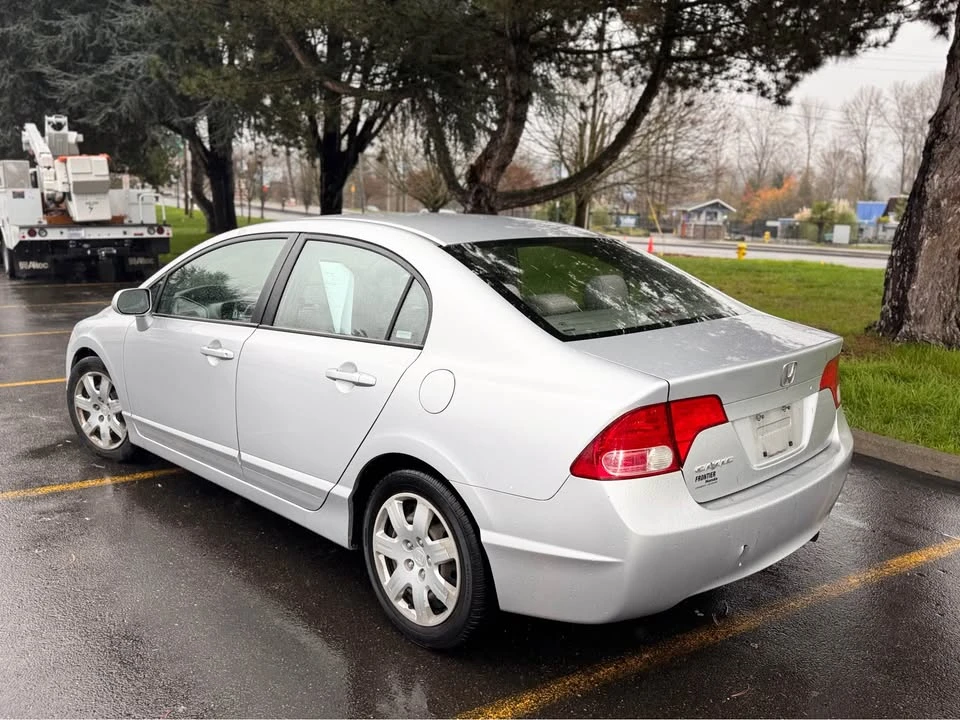 2006 Honda Civic 8th Gen - Image 3 of 11