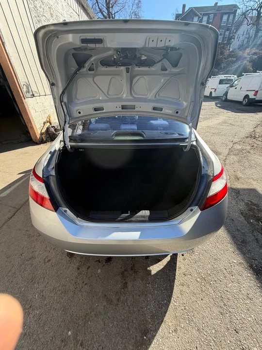 2006 Honda Civic 8th Gen - Image 11 of 12
