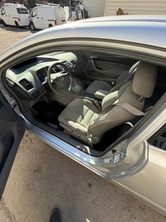 2006 Honda Civic 8th Gen - Image 4 of 12