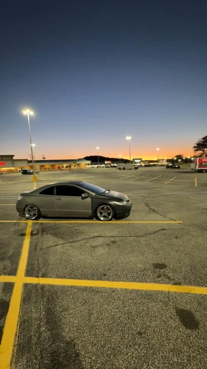 2006 Honda Civic 8th Gen - Image 6 of 9