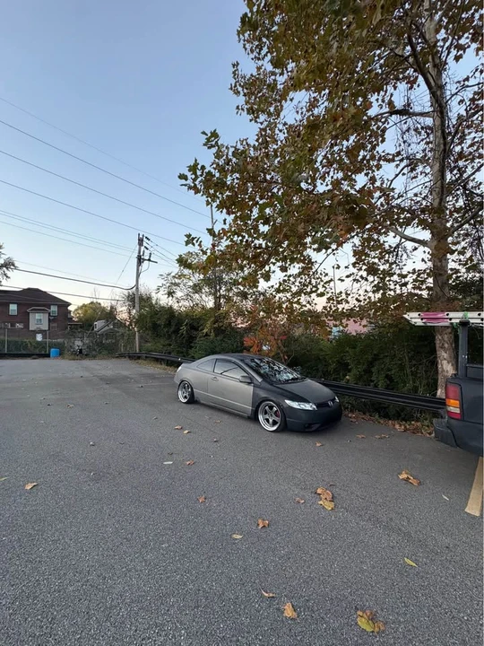 2006 Honda Civic 8th Gen - Image 2 of 9