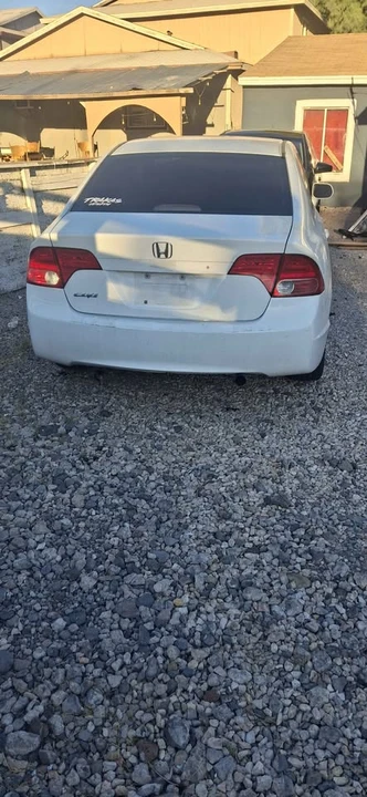 2006 Honda Civic 8th Gen - Image 2 of 4