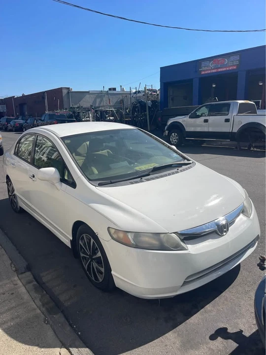 2006 Honda Civic 8th Gen - Image 2 of 6