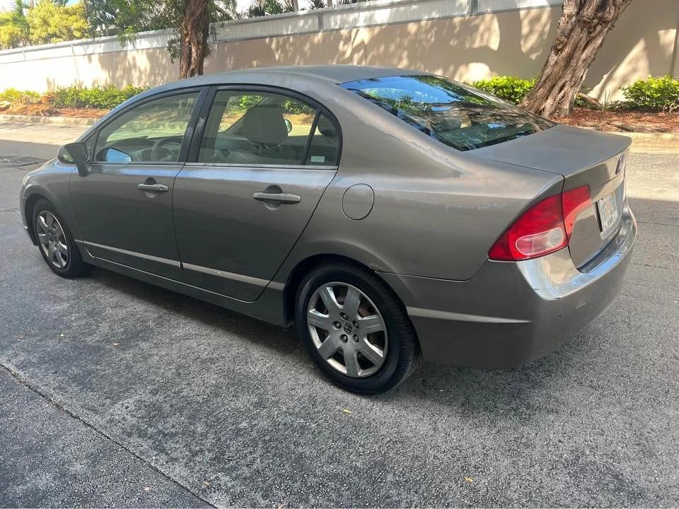 2006 Honda Civic 8th Gen - Image 3 of 10