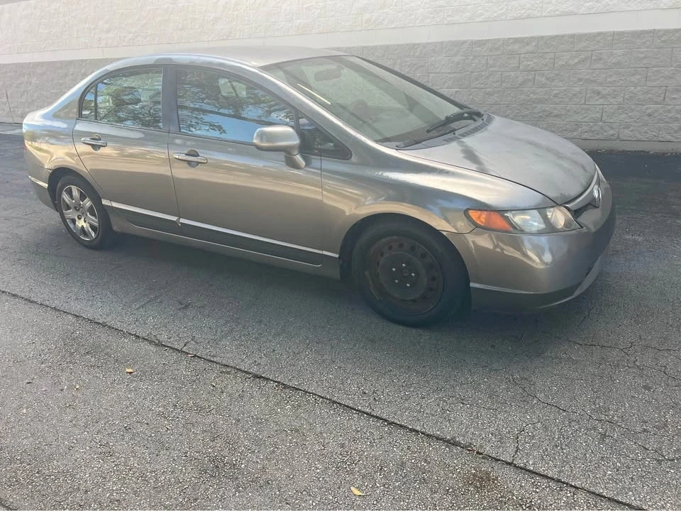 2006 Honda Civic 8th Gen - Image 5 of 10
