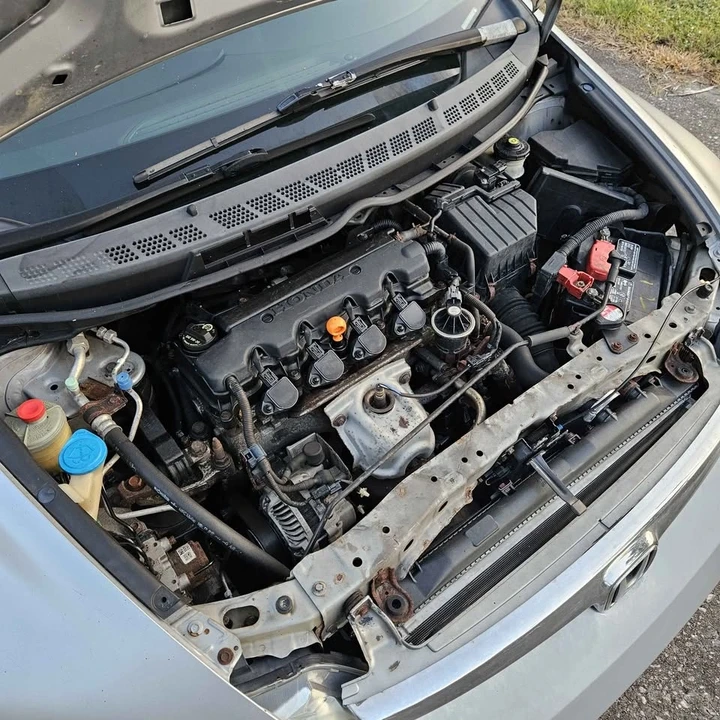2006 Honda Civic 8th Gen - Image 10 of 15