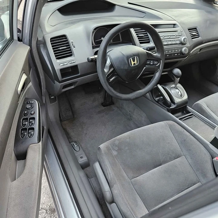 2006 Honda Civic 8th Gen - Image 11 of 15