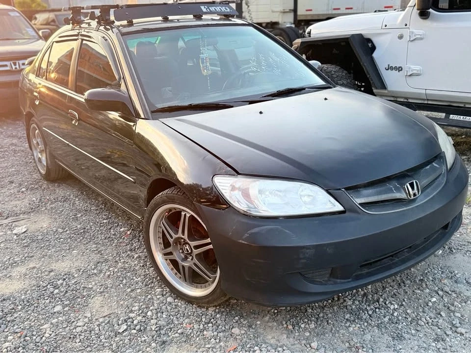 2006 Honda Civic 8th Gen - Image 3 of 9