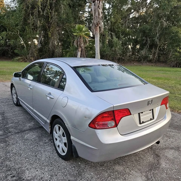 2006 Honda Civic 8th Gen - Image 7 of 15