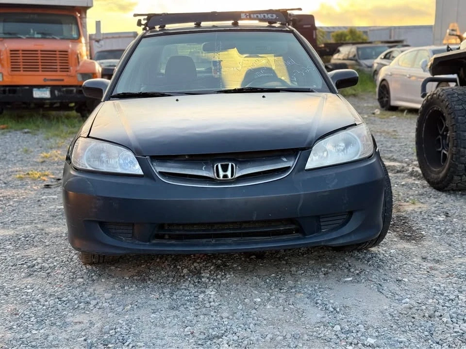 2006 Honda Civic 8th Gen - Image 2 of 9