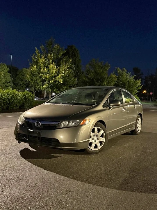 2006 Honda Civic 8th Gen - Image 2 of 14