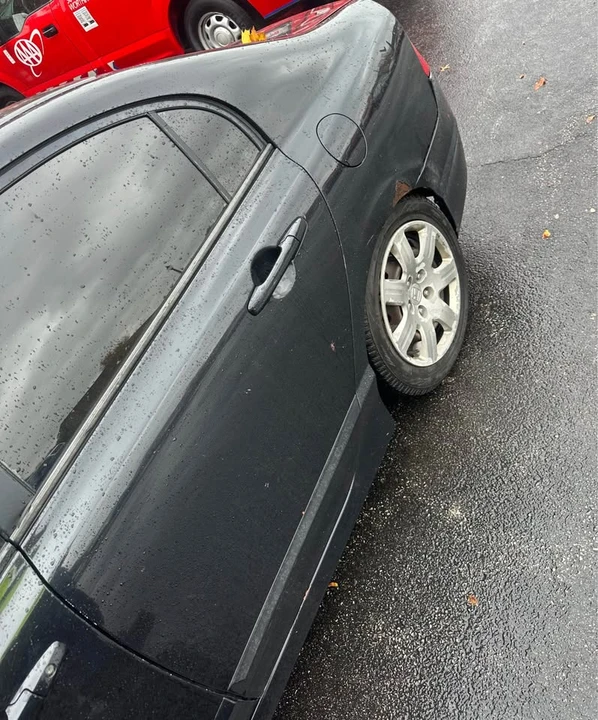 2006 Honda Civic 8th Gen - Image 5 of 9