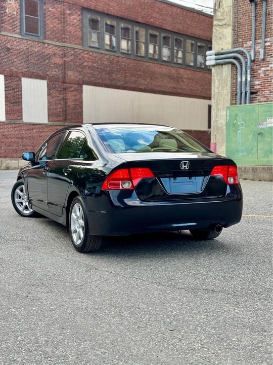 2006 Honda Civic 8th Gen - Image 4 of 13