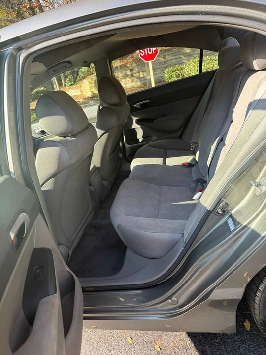 2006 Honda Civic 8th Gen - Image 2 of 7