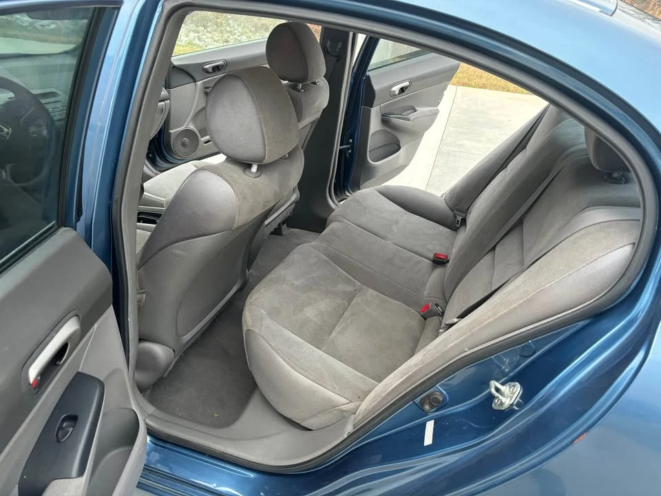 2006 Honda Civic 8th Gen - Image 11 of 16