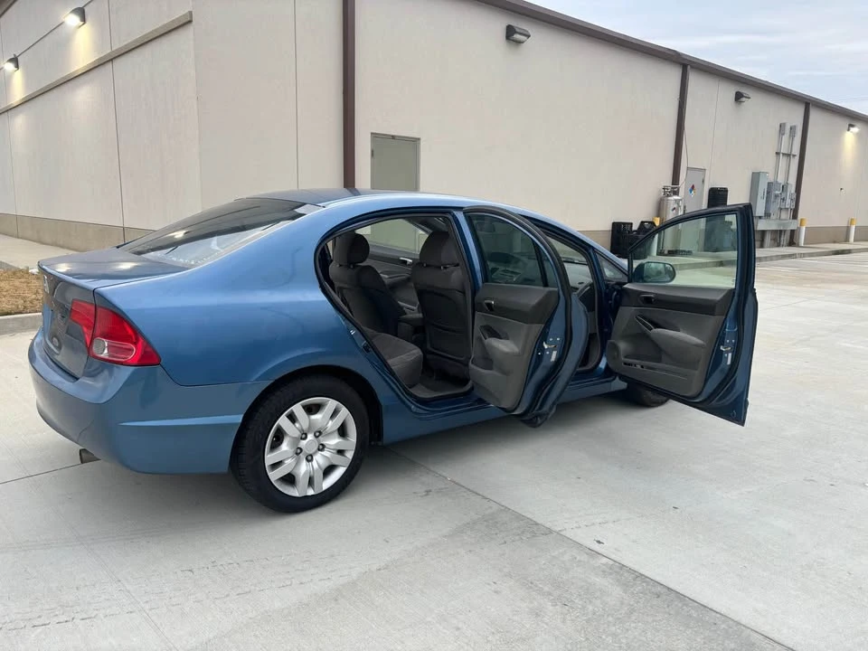 2006 Honda Civic 8th Gen - Image 10 of 16