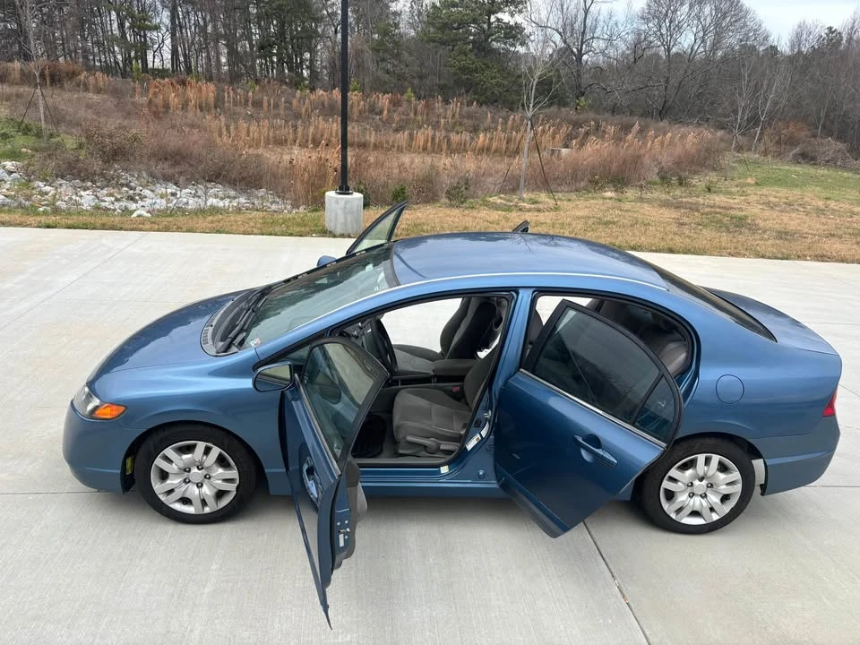 2006 Honda Civic 8th Gen - Image 8 of 16