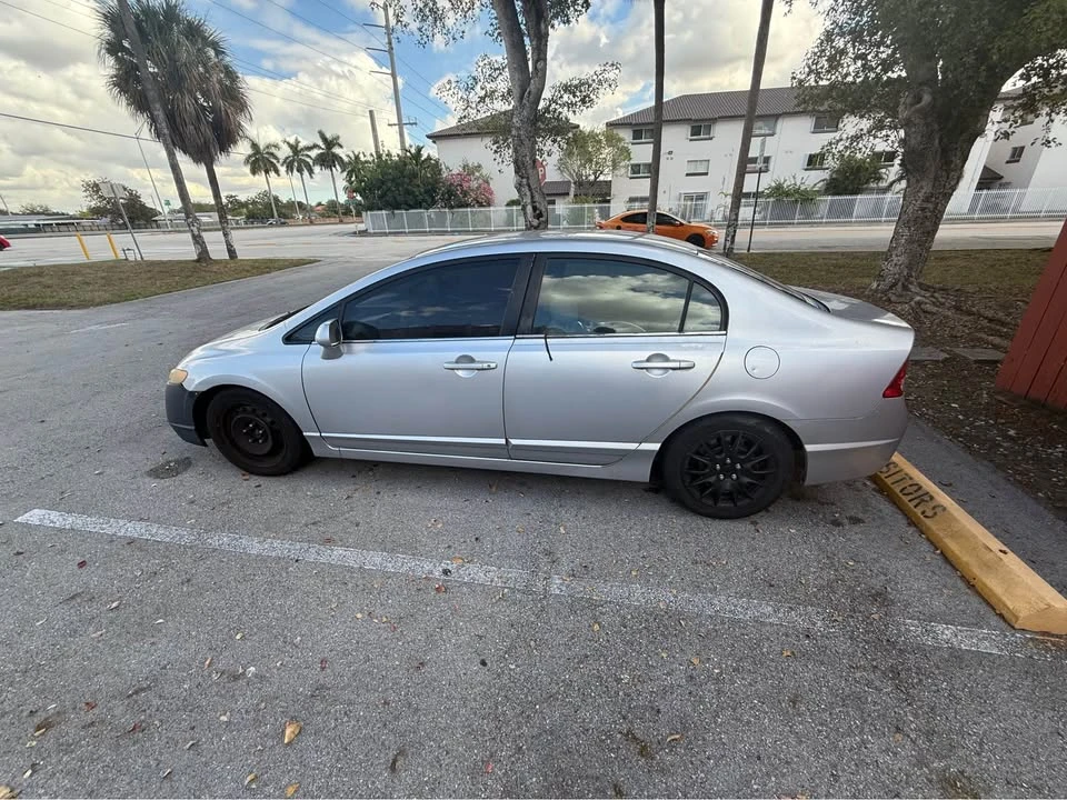 2006 Honda Civic 8th Gen - Image 4 of 5
